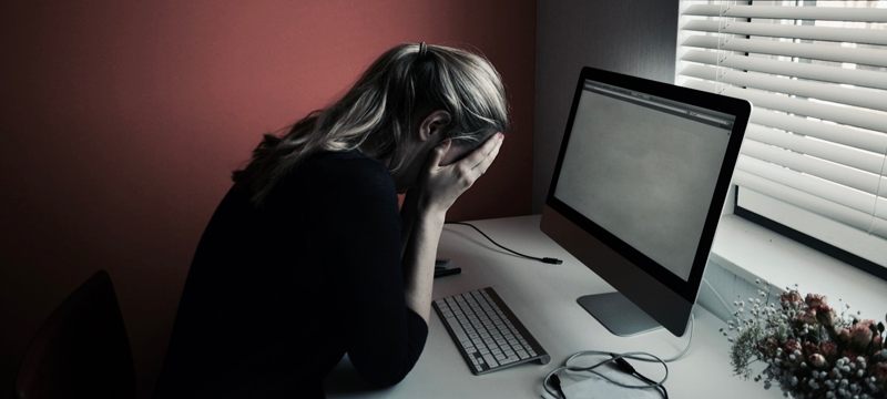 Müdür kalçasına dokundu, Yargıtay ’Babacan tavır’ dedi
