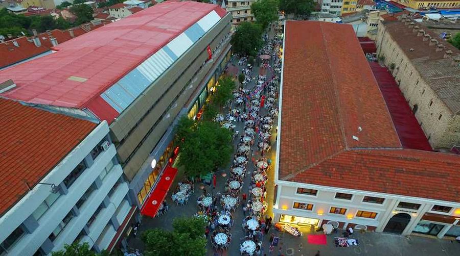 Cumhuriyet Caddesi