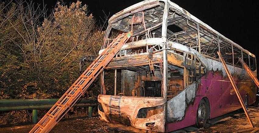 Yolcu otobüsü yandı: 26 ölü, 28 yaralı