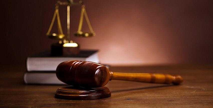 Kaynananın geline fırlattığı diş fırçası 