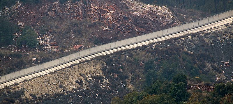 Suriye sınırına 832 kilometre duvar kurulumu tamamlandı