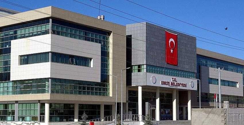 4 belediyeye kayyum atandı
