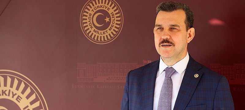 Esgin mecliste CHP’ye yüklendi