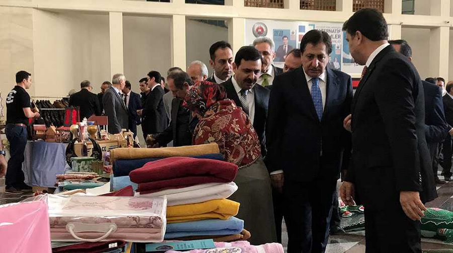 Hükümlülerin el emeği ürünleri satışa sunuldu