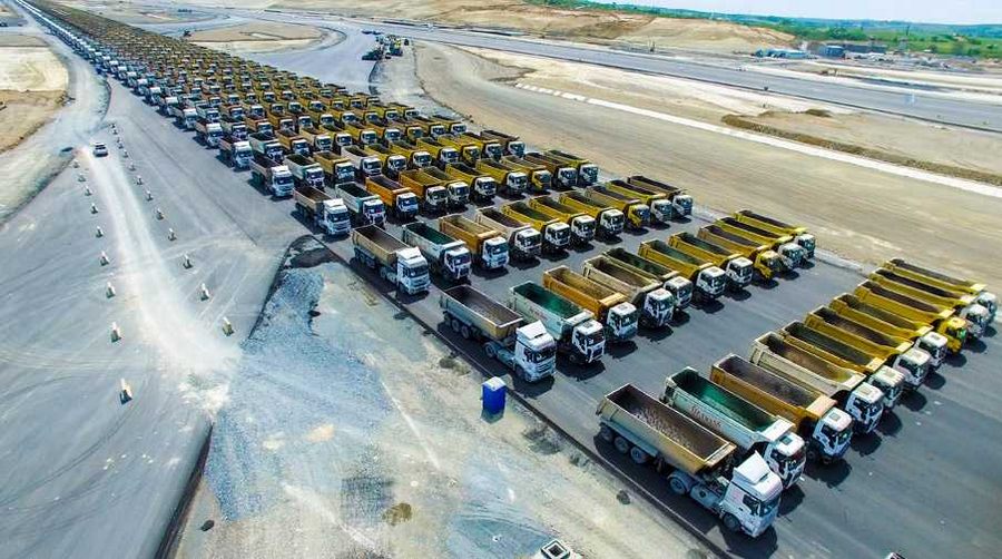 Üçüncü havalimanında 1453 kamyon ile fethe özel tören