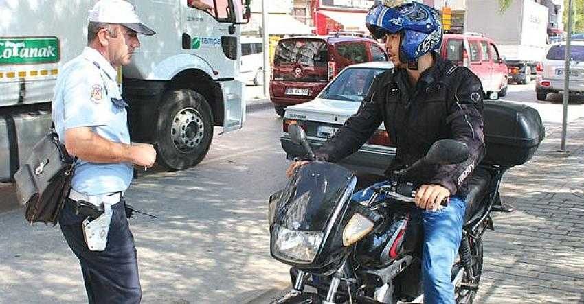 Kaldırımda giden bisiklet ve motosikletlere el konulacak