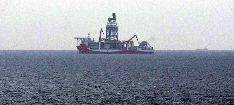 ‘Kanuni’ sondaj gemisi Çanakkale açıklarına demirledi