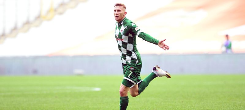 Burak Kapacak son idmana çıktı