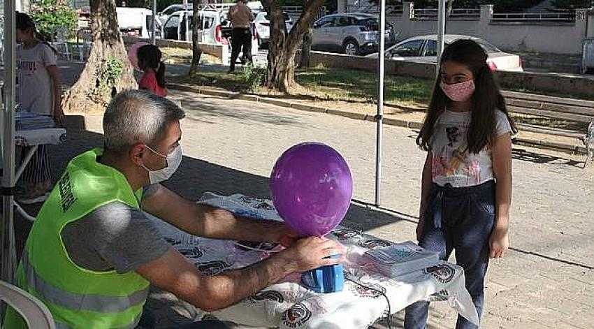 Kartal’da çocuklar sürpriz etkinliklerle eğlendi