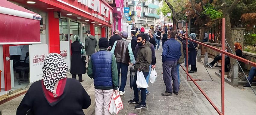 Bursalılar kısıtlama öncesi kasaplara akın etti!