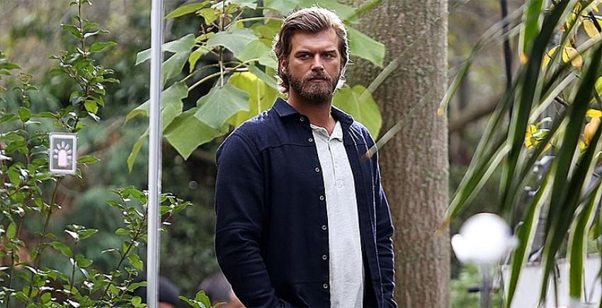 Kıvanç Tatlıtuğ