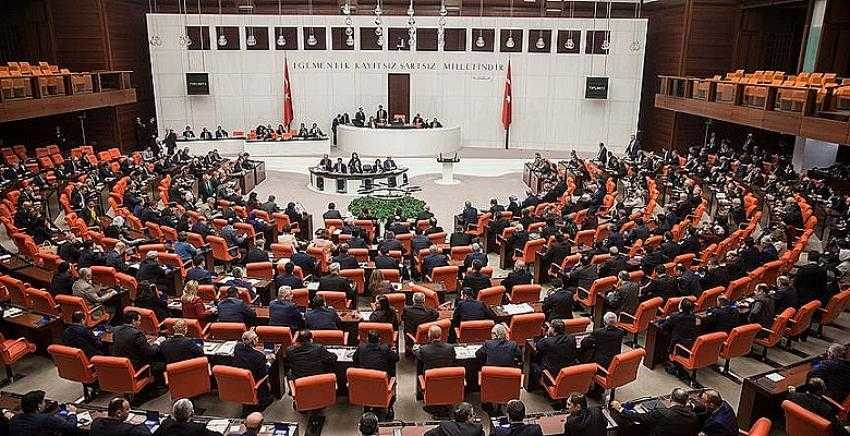Afganistan tezkeresi 2 yıl daha uzatıldı