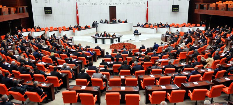 Azerbaycan tezkeresi kabul edildi