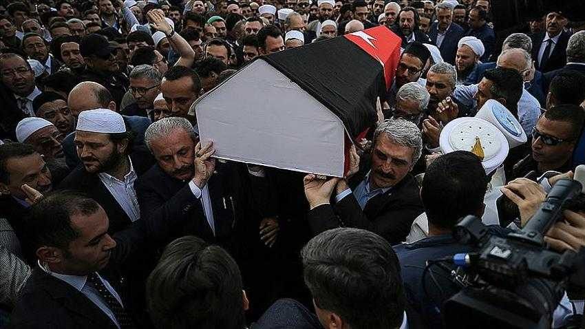 Tarihçi Mısıroğlu, son yolculuğuna uğurlandı