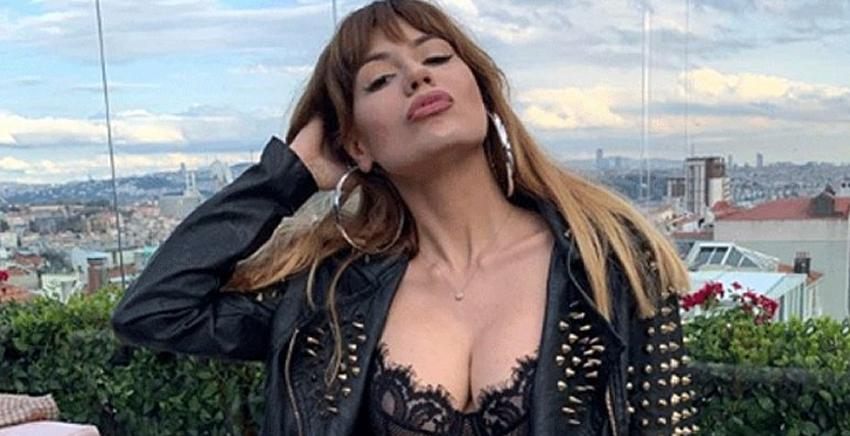 Nihal Candan cesur pozuyla takipçilerini heyecanlandırdı