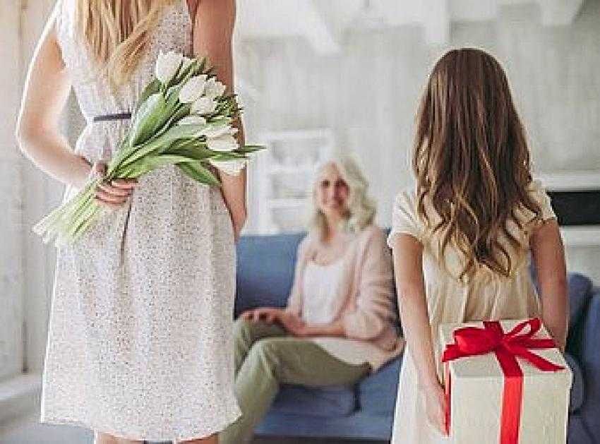 Evde Hayata Konfor Katacak Anneler Günü Hediyeleri