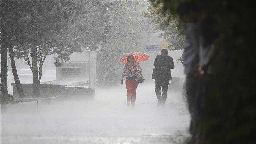 Meteorolojiden kuvvetli yağış ve fırtına uyarısı