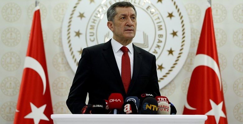 Uzaktan eğitimin süresi uzatıldı! Evde eğitim 30 Nisan