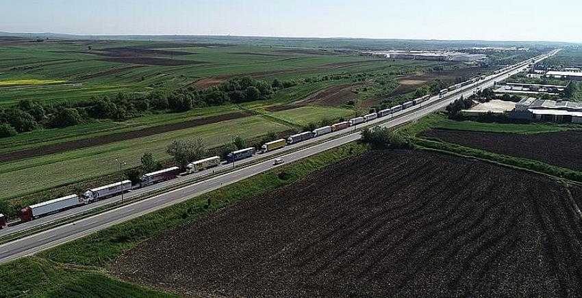 TIR kuyruklarını azaltacak takip sistemi geliyor