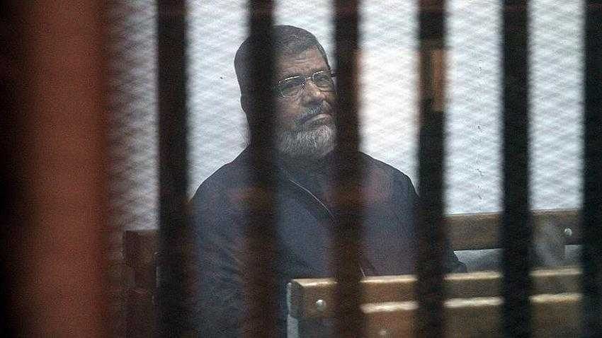 Muhammed Mursi mahkeme salonunda hayatını kaybetti