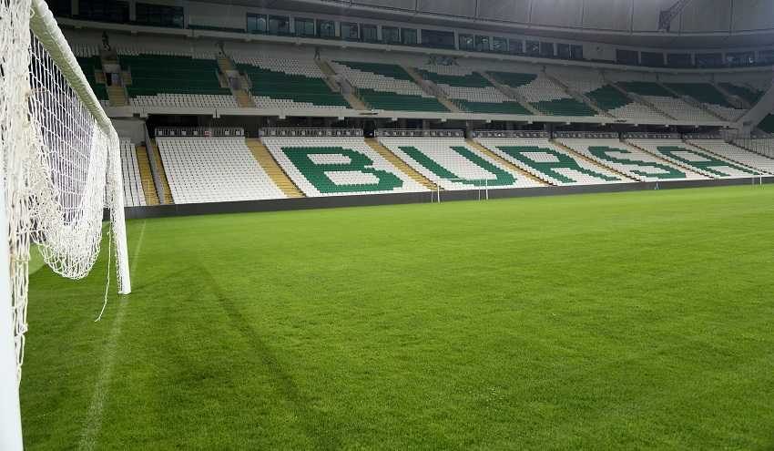 Bursaspor karanlığa gömüldü