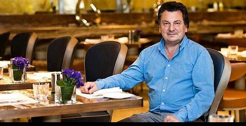 Ünlü yemek eleştirmeni Vedat Milor saldırıya uğradı