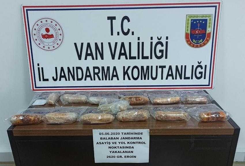 Gevaş’ta 3 kilogram eroin ele geçirildi