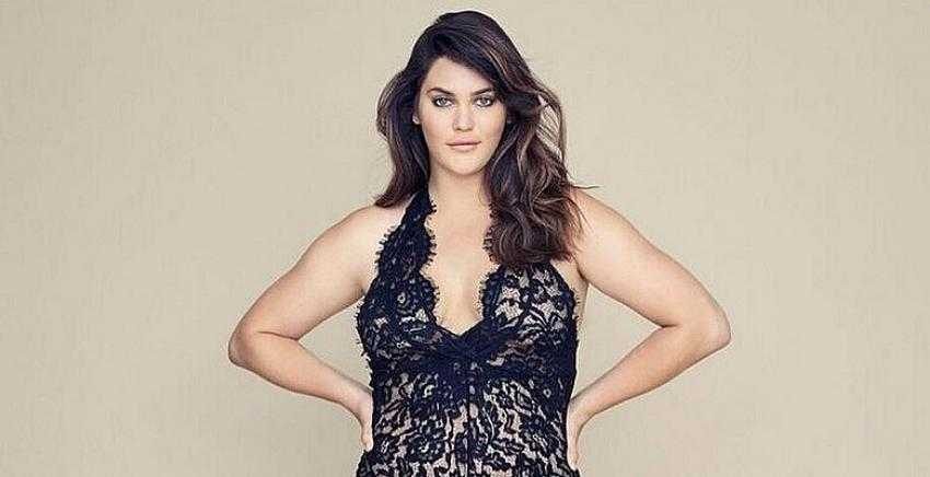 Victoria’s Secret ilk kez büyük beden modelle çalışıyor