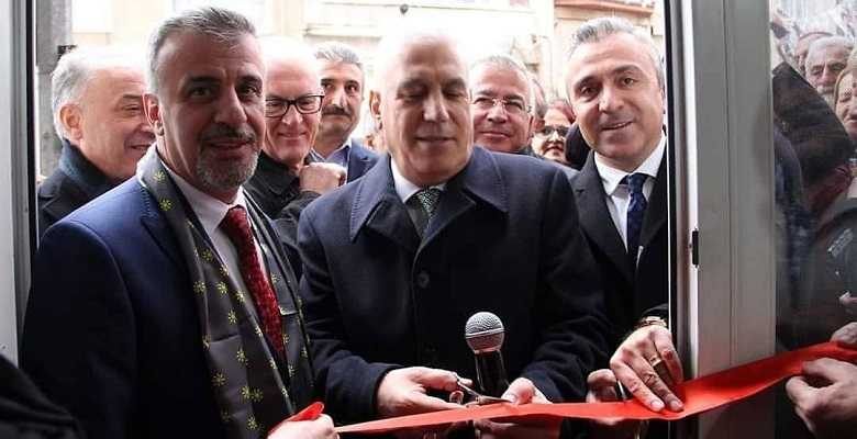 Bozbey Namazgah’ta seçim bürosu açtı