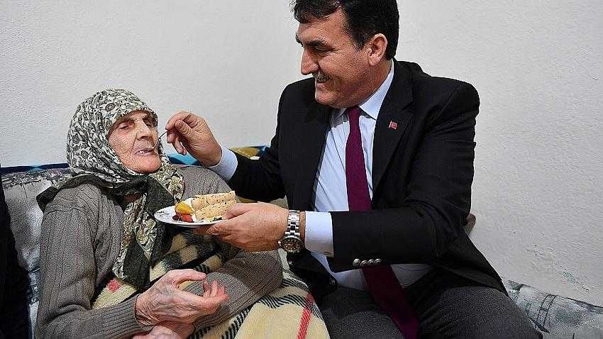 105 yaşındaki Ümriye Nine’ye sürpriz
