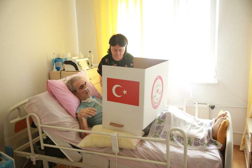 Yatağa bağımlılar 