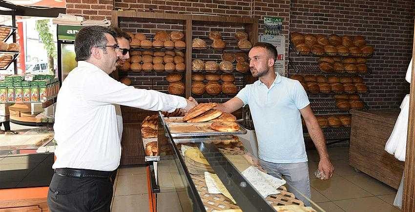 Başkan Yılmaz sahadan kopmuyor