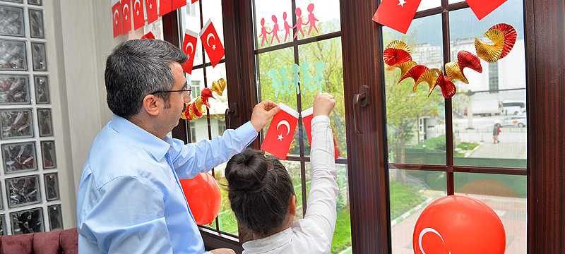 Başkan Yılmaz ve kızının 23 Nisan coşkusu