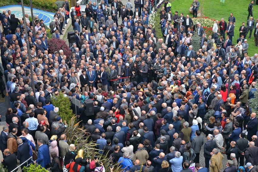 Yıldırım Belediye Başkanı Oktay Yılmaz, görevi devraldı