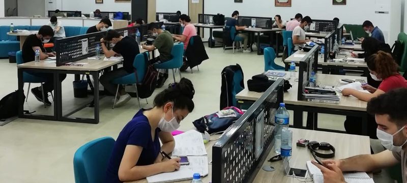 Yıldırımlı gençler kıraathane ile buluştu